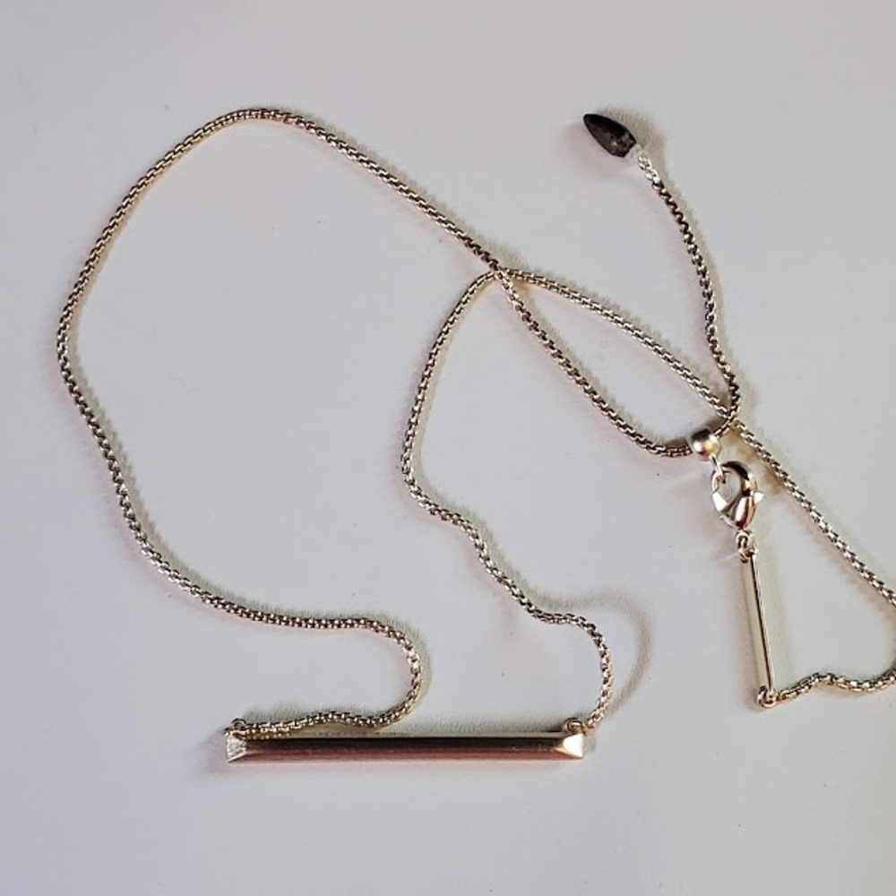 Kendra Scott Gold Tone Adjustable Bar Pendant Necklace Minimalist Dainty Style